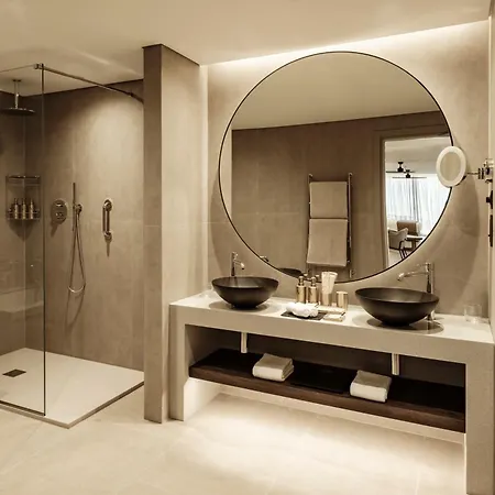 Ax The Heights Residences - Adults Only ربات