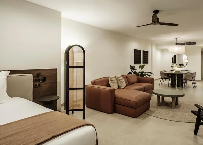 Ax The Heights Residences - Adults Only 4*