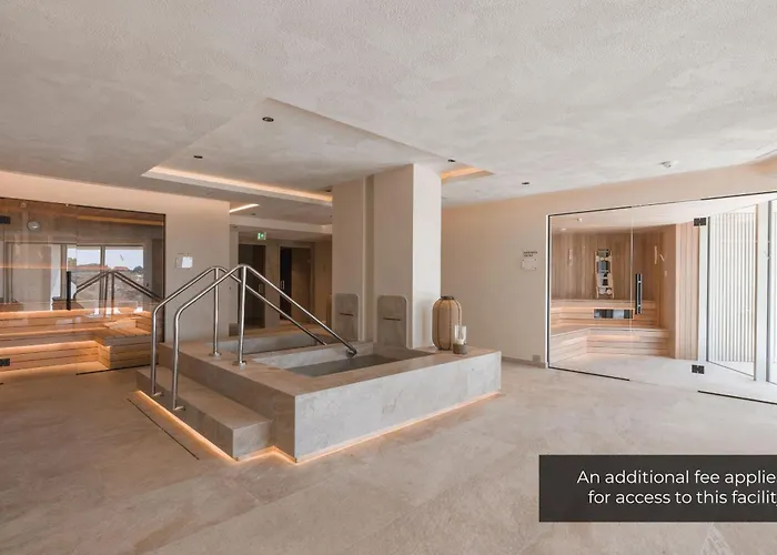 Ax The Heights Residences - Adults Only Hotel 4*